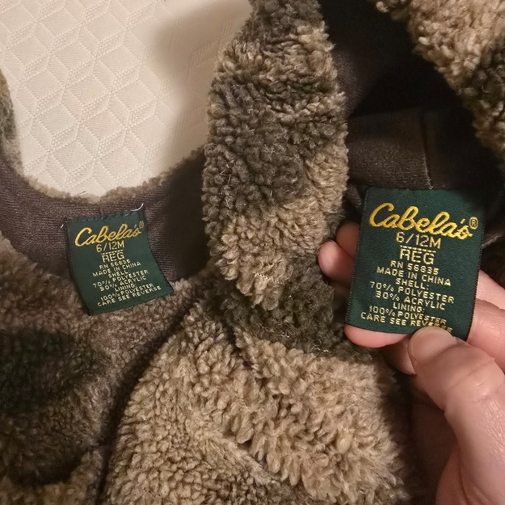 Cabela's Brown Sherpa Fleece Vest